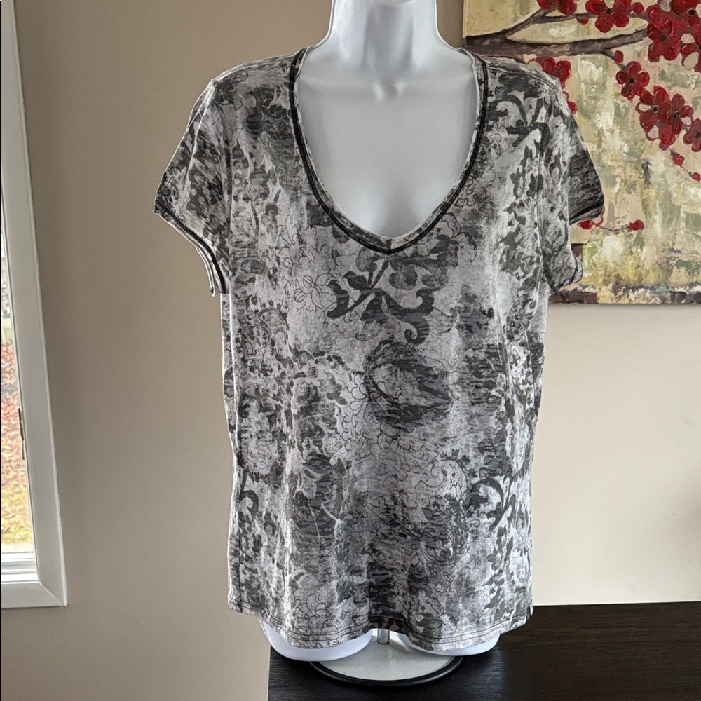 The North Face sheer tee